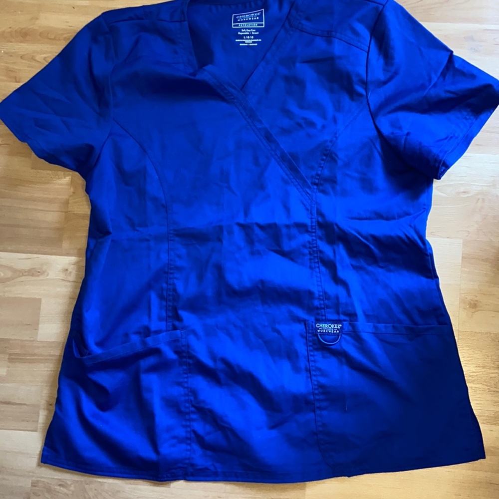 Scrub top